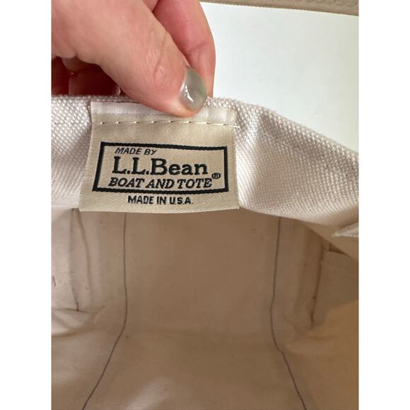 L.L. Bean Vintage Boat and Tote Canvas Tote Bag in Off White/Cream, One Size - Picture 2 of 10